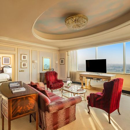 Moevenpick Hotel Al Khobar Luaran gambar A suite at the Atlantis The Royal
