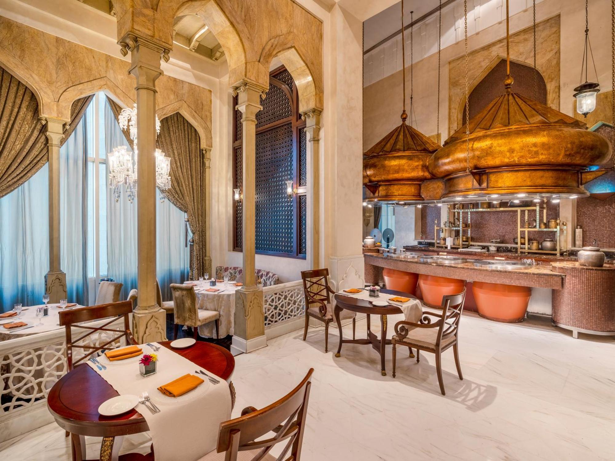 Moevenpick Hotel Al Khobar Luaran gambar The restaurant